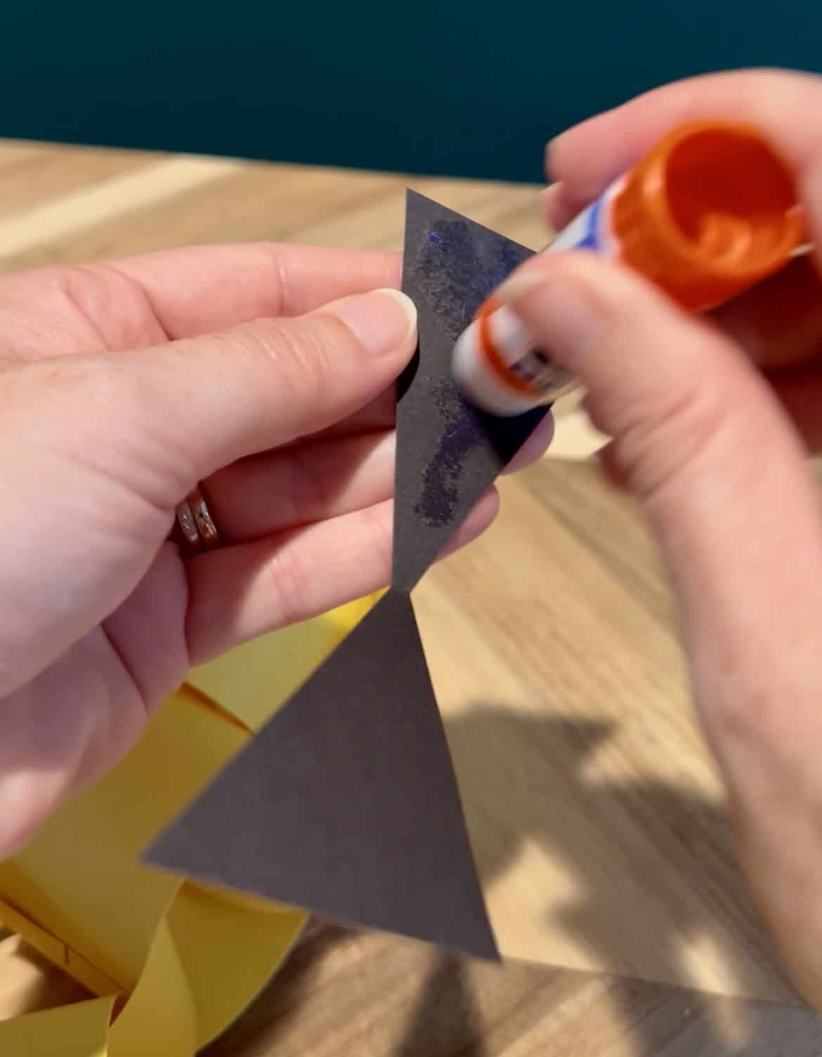 make a paper pencil tip