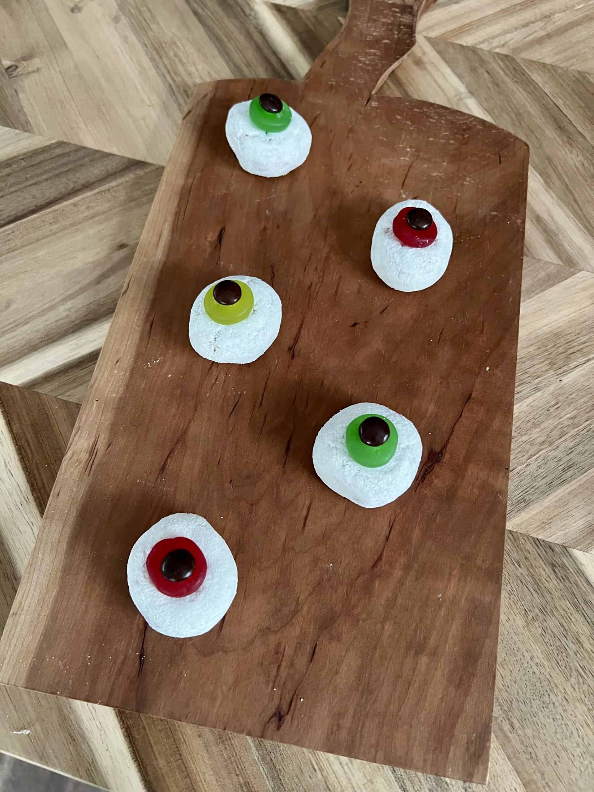 Easy Eyeball Donuts for Halloween
